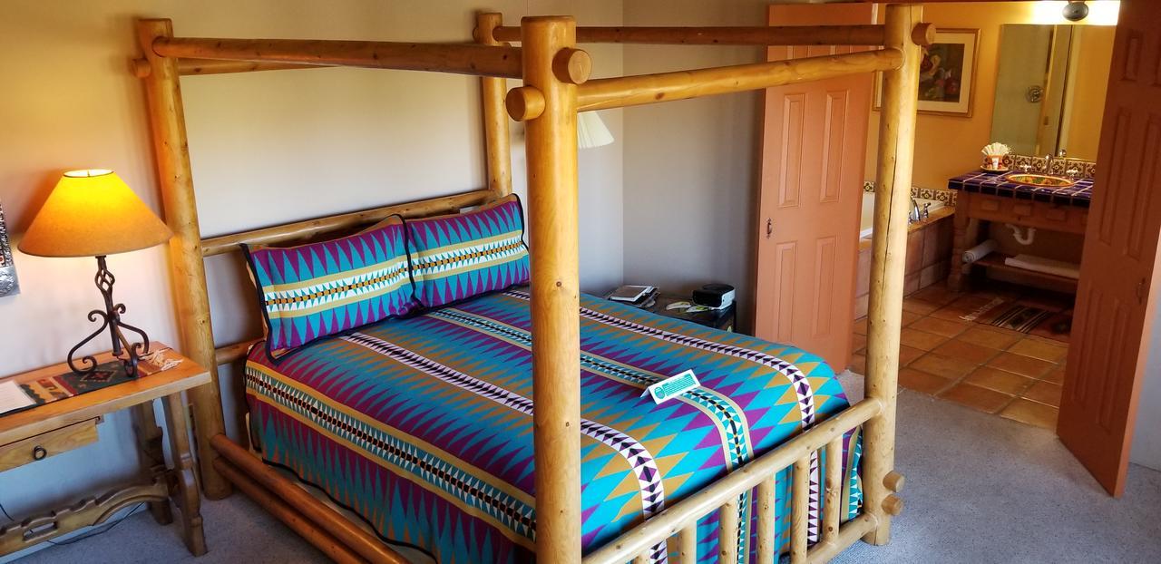 Adobe Hacienda Bed & Breakfast Седона Екстериор снимка