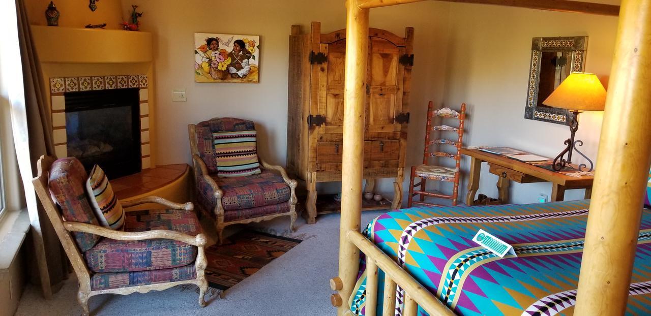 Adobe Hacienda Bed & Breakfast Седона Екстериор снимка