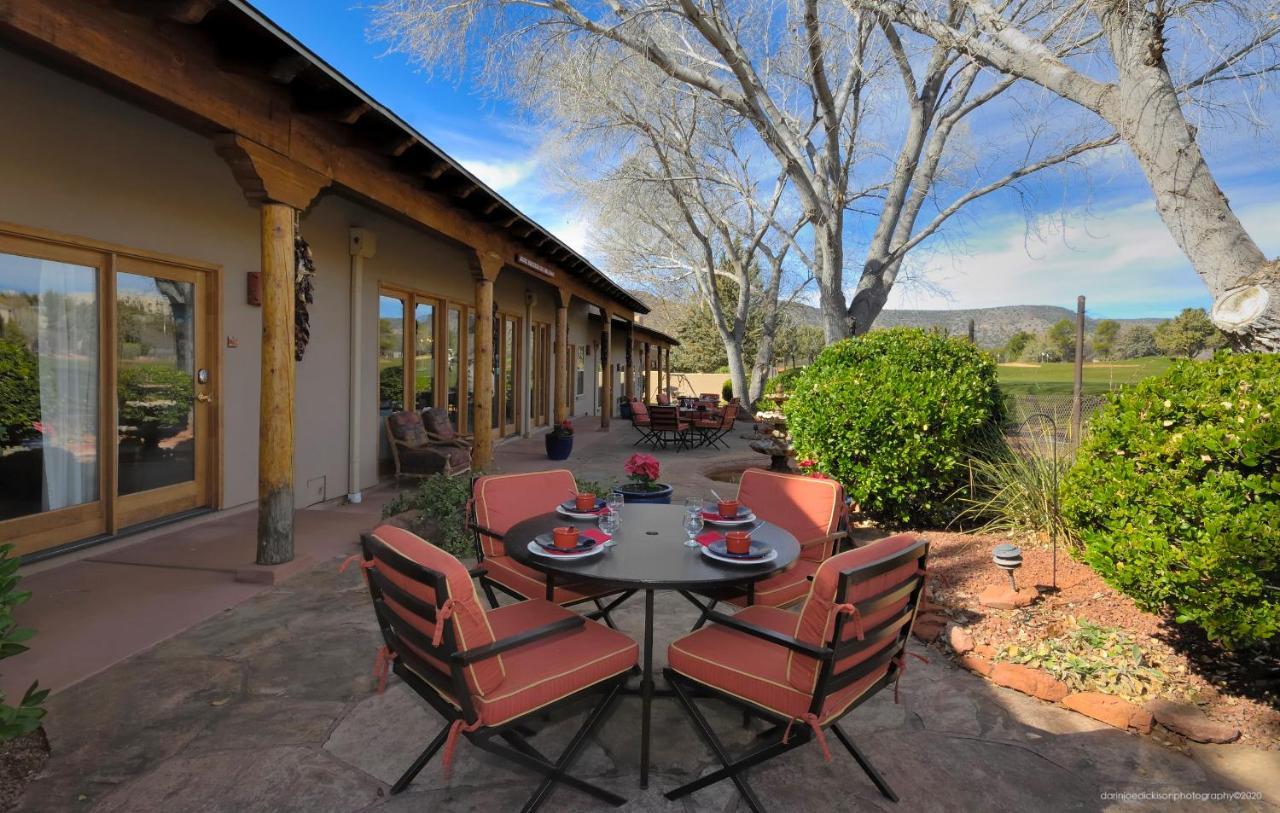 Adobe Hacienda Bed & Breakfast Седона Екстериор снимка