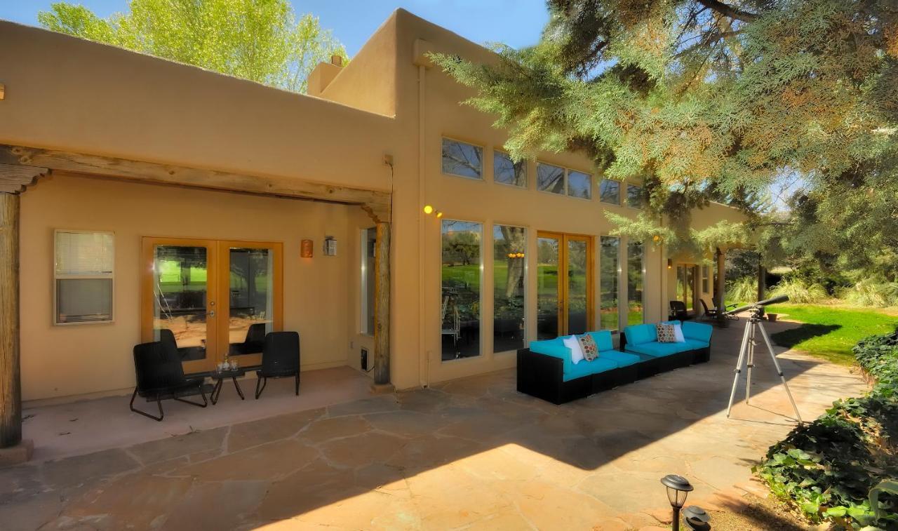 Adobe Hacienda Bed & Breakfast Седона Екстериор снимка