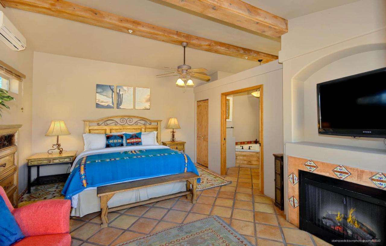 Adobe Hacienda Bed & Breakfast Седона Екстериор снимка